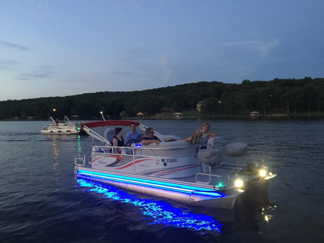 Home evening pontoon