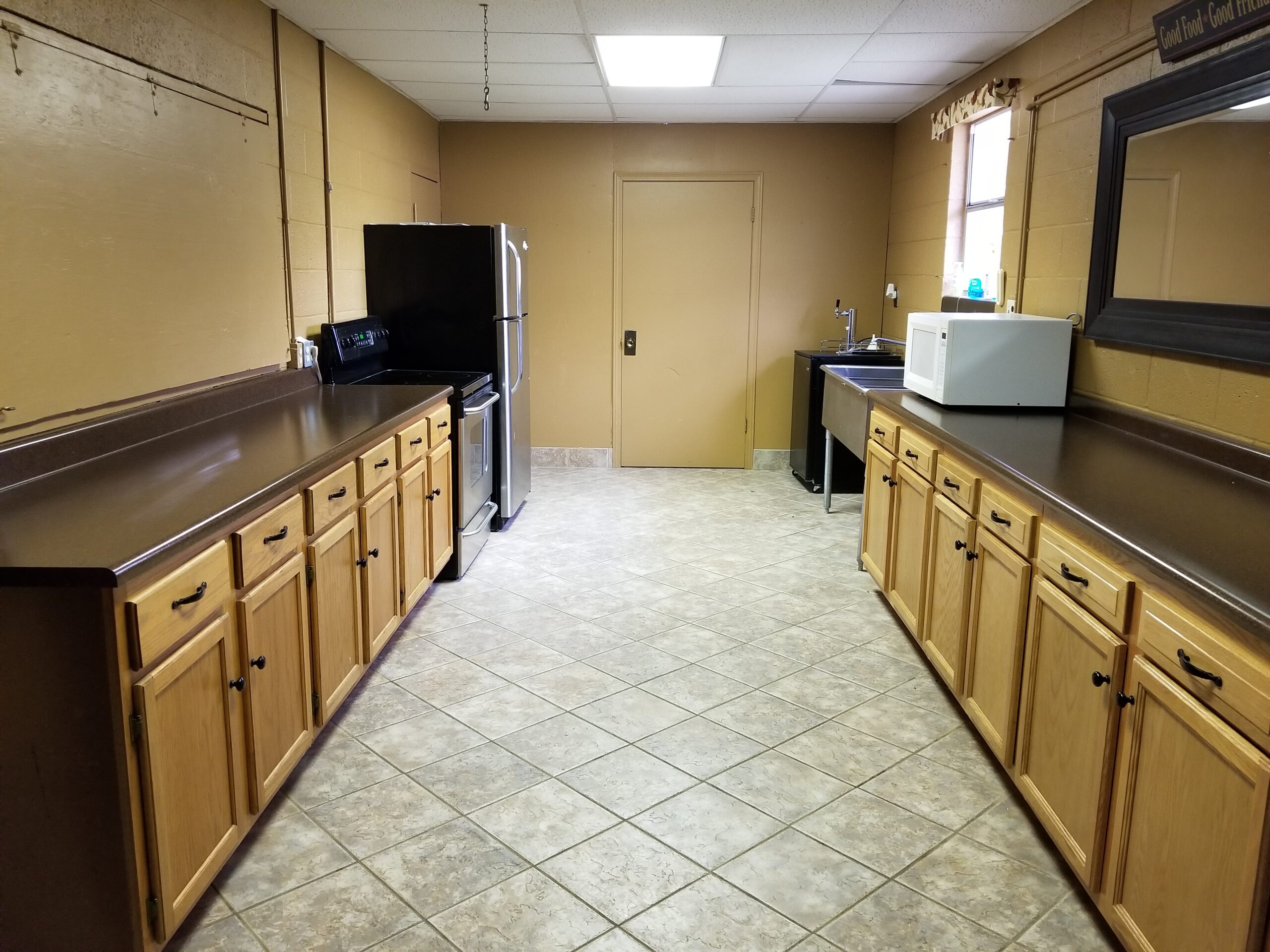 hall kitchen